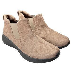 Earth Origins Dayana Casual Taupe Ankle Boots Size 8.5 Cushion Comfort NEW
